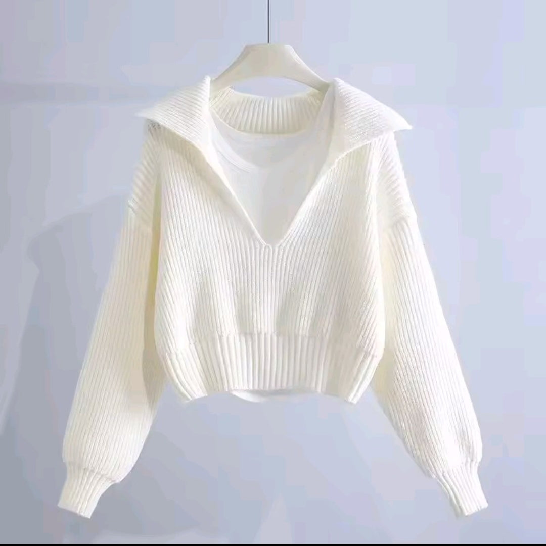 MAGLIONE RETRÒ CON SCOLLO A V