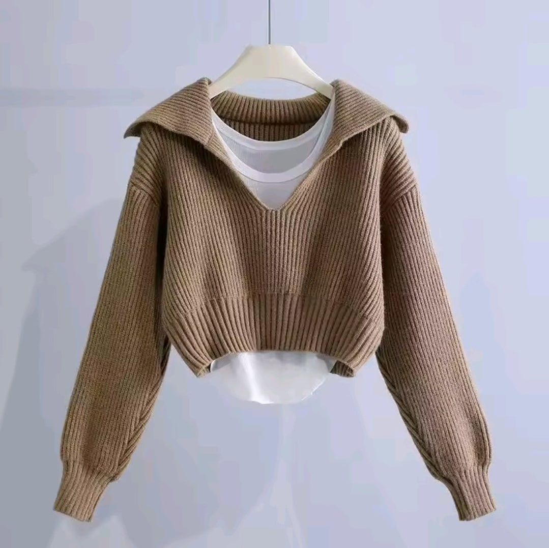 MAGLIONE RETRÒ CON SCOLLO A V