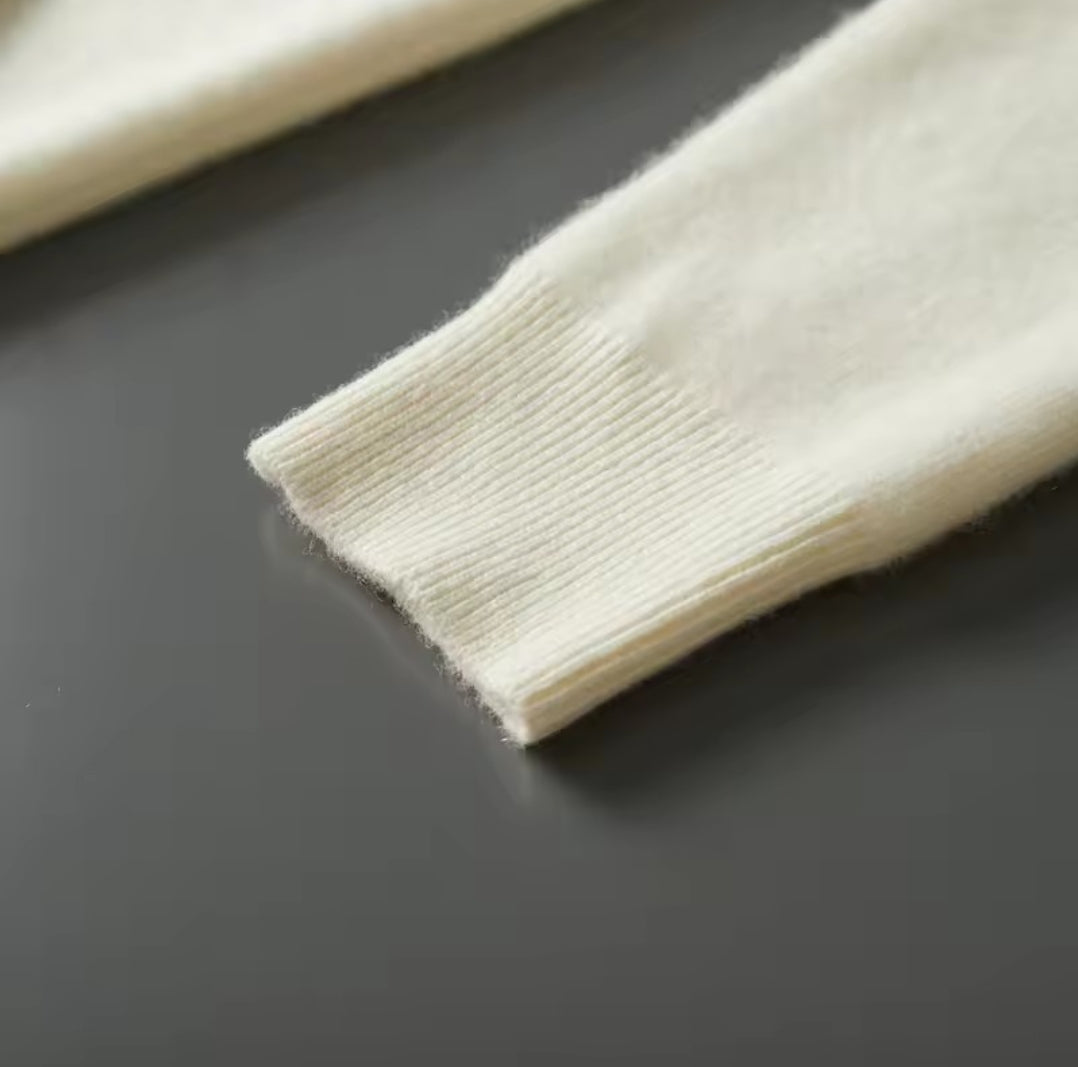 FELPA CON CAPPUCCIO PURO CASHMERE