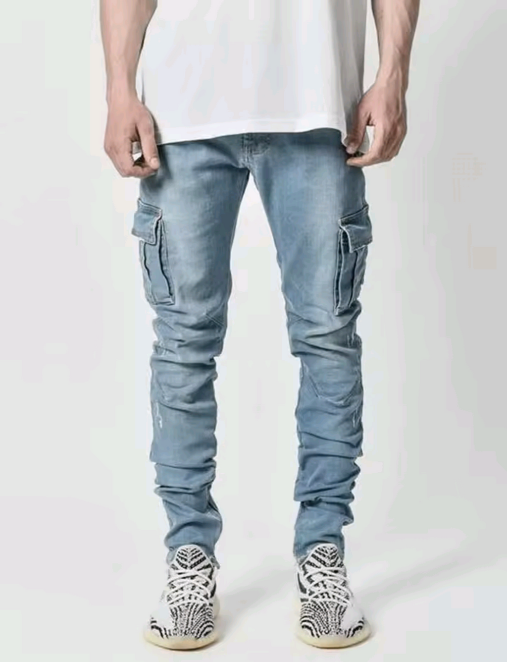 JEANS MULTI TASCHE