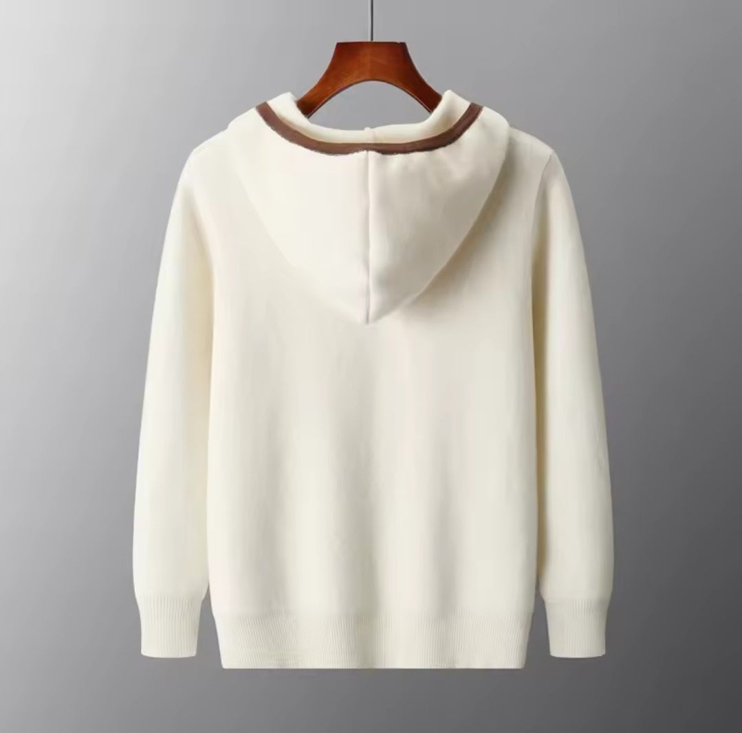 FELPA CON CAPPUCCIO PURO CASHMERE