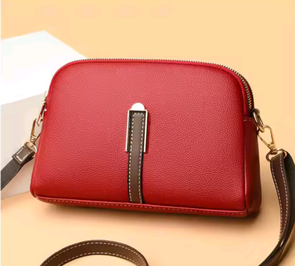 BORSA MINI IN PELLE CON CINTURINO