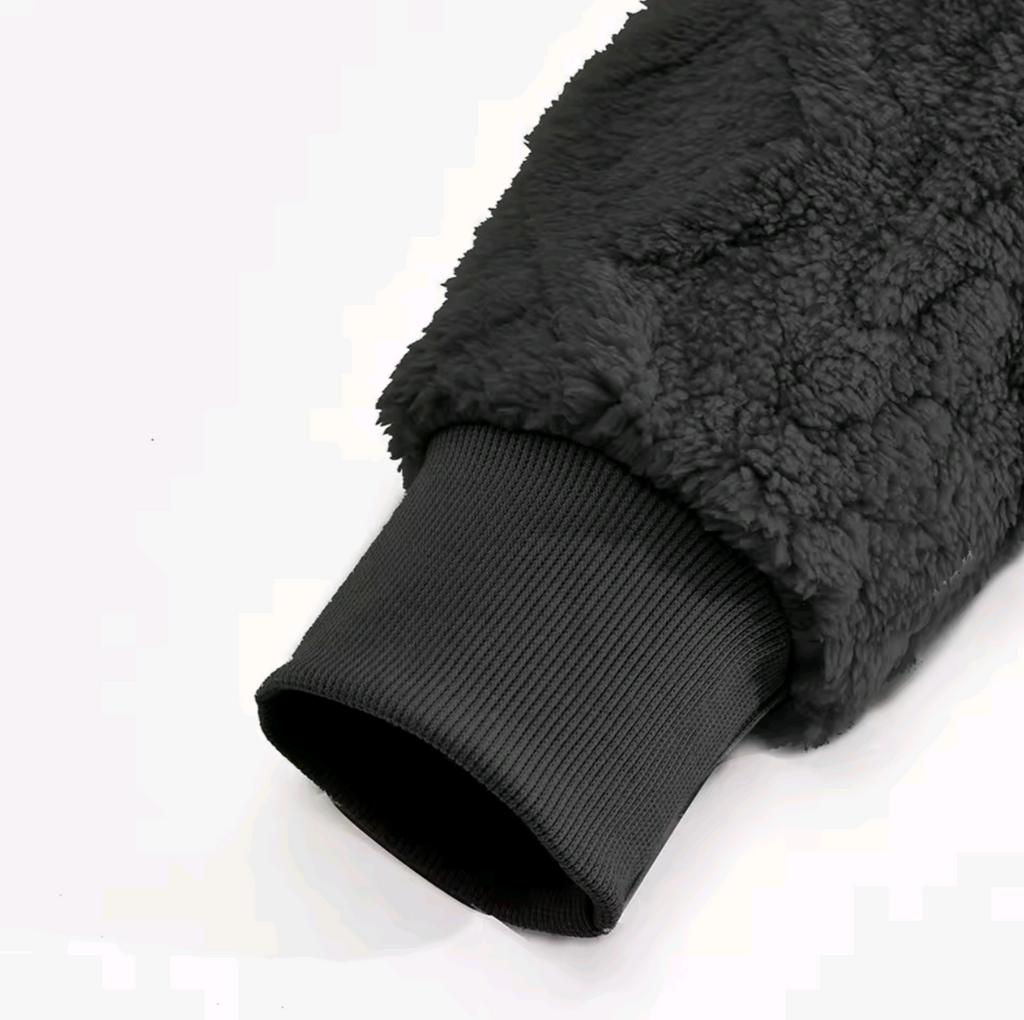 MAGLIONE CON CAPPUCCIO IN VELLUTO