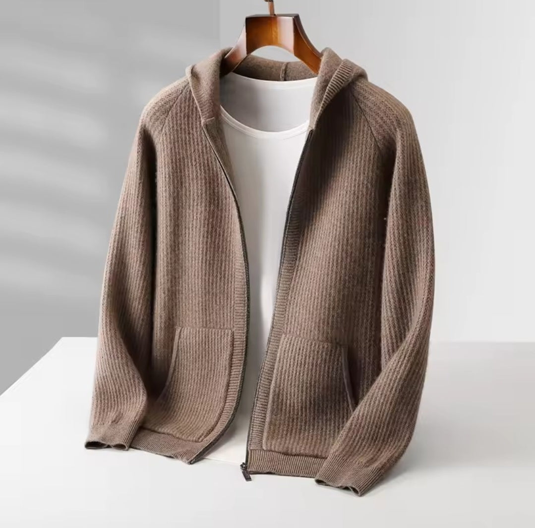 CARDIGAN CON CAPPUCCIO 100% LANA