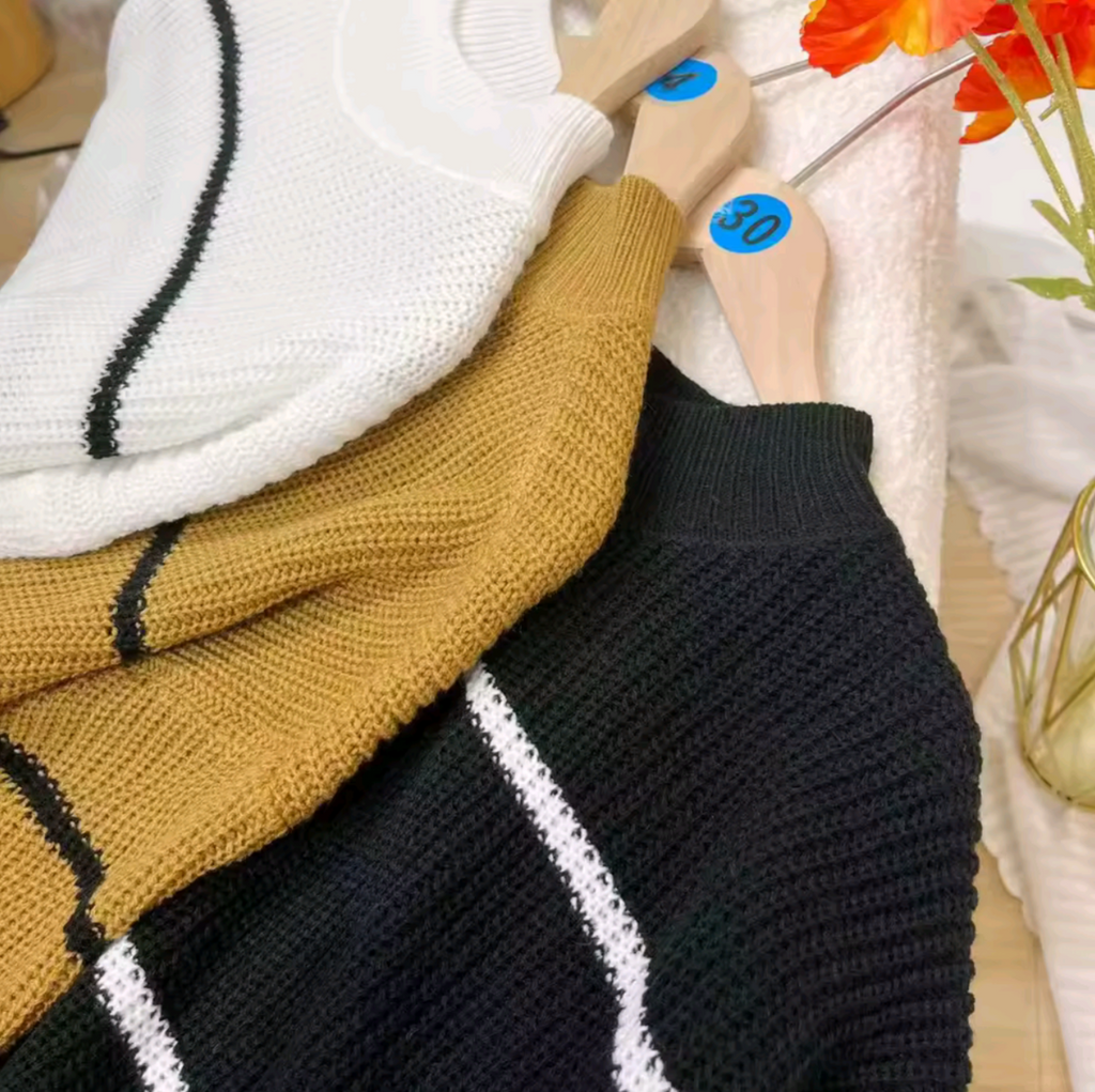 MAGLIONE CASUAL A COLLO ALTO