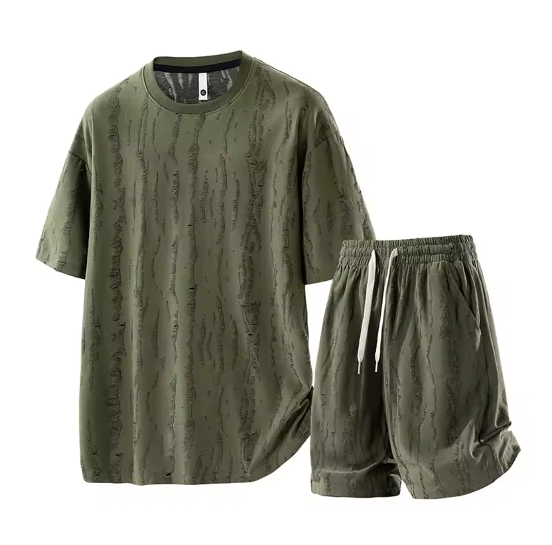 MAGLIETTA E PANTALONI CORTI